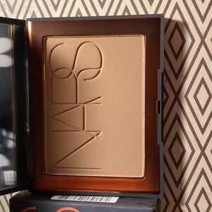 NARS LAGUNA 02 (ORIGINAL) BRONZING POWER